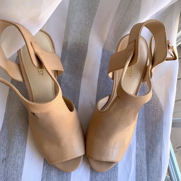 🚫SOLD🚫 - Picture 5 of 8